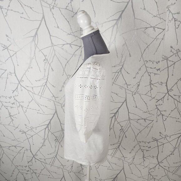 Status by Chenault White Cotton Blend Eyelet Puff Sleeve V-Neck Top - Picture 2 of 6